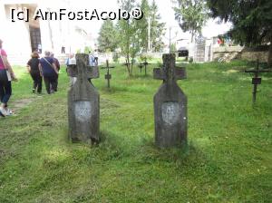 [P07] În cimitirul vechi de 300 de ani » foto by Michi
 - 
<span class="allrVoted glyphicon glyphicon-heart hidden" id="av1005105"></span>
<a class="m-l-10 hidden" id="sv1005105" onclick="voting_Foto_DelVot(,1005105,3234)" role="button">șterge vot <span class="glyphicon glyphicon-remove"></span></a>
<a id="v91005105" class=" c-red"  onclick="voting_Foto_SetVot(1005105)" role="button"><span class="glyphicon glyphicon-heart-empty"></span> <b>LIKE</b> = Votează poza</a> <img class="hidden"  id="f1005105W9" src="/imagini/loader.gif" border="0" /><span class="AjErrMes hidden" id="e1005105ErM"></span>