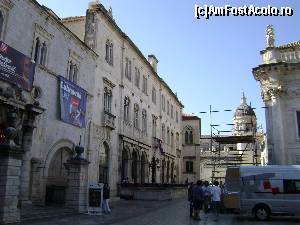 P11 [JUL-2011] Dubrovnik - Palatul Rectorului si Catedrala