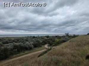 [P11] Râpa din partea nordică a plajei » foto by crismis
 - 
<span class="allrVoted glyphicon glyphicon-heart hidden" id="av1537921"></span>
<a class="m-l-10 hidden" id="sv1537921" onclick="voting_Foto_DelVot(,1537921,3329)" role="button">șterge vot <span class="glyphicon glyphicon-remove"></span></a>
<a id="v91537921" class=" c-red"  onclick="voting_Foto_SetVot(1537921)" role="button"><span class="glyphicon glyphicon-heart-empty"></span> <b>LIKE</b> = Votează poza</a> <img class="hidden"  id="f1537921W9" src="/imagini/loader.gif" border="0" /><span class="AjErrMes hidden" id="e1537921ErM"></span>