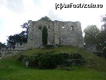 P04 [AUG-2012] Castelul Langeais - ruinele fortăreței lui Foulques-Nerra, cele mai vechi din Franța, datând din anul 994. 