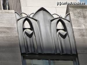 [P10] Detaliu fatada Art Deco - Manhattan N. Y. City » foto by Dan-Ioan
 - 
<span class="allrVoted glyphicon glyphicon-heart hidden" id="av555436"></span>
<a class="m-l-10 hidden" id="sv555436" onclick="voting_Foto_DelVot(,555436,3385)" role="button">șterge vot <span class="glyphicon glyphicon-remove"></span></a>
<a id="v9555436" class=" c-red"  onclick="voting_Foto_SetVot(555436)" role="button"><span class="glyphicon glyphicon-heart-empty"></span> <b>LIKE</b> = Votează poza</a> <img class="hidden"  id="f555436W9" src="/imagini/loader.gif" border="0" /><span class="AjErrMes hidden" id="e555436ErM"></span>