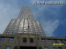 [P01] Empire State Building vazuta de la intrare » foto by delia58
 - 
<span class="allrVoted glyphicon glyphicon-heart hidden" id="av222542"></span>
<a class="m-l-10 hidden" id="sv222542" onclick="voting_Foto_DelVot(,222542,3385)" role="button">șterge vot <span class="glyphicon glyphicon-remove"></span></a>
<a id="v9222542" class=" c-red"  onclick="voting_Foto_SetVot(222542)" role="button"><span class="glyphicon glyphicon-heart-empty"></span> <b>LIKE</b> = Votează poza</a> <img class="hidden"  id="f222542W9" src="/imagini/loader.gif" border="0" /><span class="AjErrMes hidden" id="e222542ErM"></span>