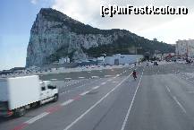P06 [FEB-2011] Stânca Gibraltarului, văzută de pe pista aeroportului