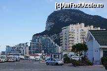 P08 [FEB-2011] Stânca Gibraltarului văzută din Waterport Coach Terminal