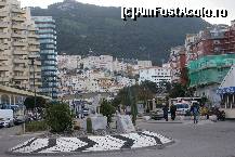 [P09] Vedere de-a lungul Waterport Road, spre Stânca Gibraltarului » foto by Costi
 - 
<span class="allrVoted glyphicon glyphicon-heart hidden" id="av198070"></span>
<a class="m-l-10 hidden" id="sv198070" onclick="voting_Foto_DelVot(,198070,3397)" role="button">șterge vot <span class="glyphicon glyphicon-remove"></span></a>
<a id="v9198070" class=" c-red"  onclick="voting_Foto_SetVot(198070)" role="button"><span class="glyphicon glyphicon-heart-empty"></span> <b>LIKE</b> = Votează poza</a> <img class="hidden"  id="f198070W9" src="/imagini/loader.gif" border="0" /><span class="AjErrMes hidden" id="e198070ErM"></span>