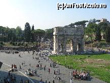 [P23] Poarta lui Constantin văzută din Colosseum » foto by EDITCEC
 - 
<span class="allrVoted glyphicon glyphicon-heart hidden" id="av68484"></span>
<a class="m-l-10 hidden" id="sv68484" onclick="voting_Foto_DelVot(,68484,3406)" role="button">șterge vot <span class="glyphicon glyphicon-remove"></span></a>
<a id="v968484" class=" c-red"  onclick="voting_Foto_SetVot(68484)" role="button"><span class="glyphicon glyphicon-heart-empty"></span> <b>LIKE</b> = Votează poza</a> <img class="hidden"  id="f68484W9" src="/imagini/loader.gif" border="0" /><span class="AjErrMes hidden" id="e68484ErM"></span>