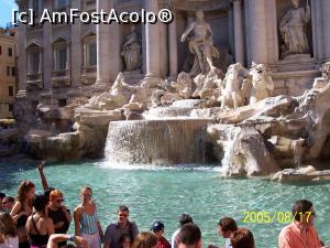 [P05] Fontana di Trevi » foto by Tomi si Lili
 - 
<span class="allrVoted glyphicon glyphicon-heart hidden" id="av721635"></span>
<a class="m-l-10 hidden" id="sv721635" onclick="voting_Foto_DelVot(,721635,3406)" role="button">șterge vot <span class="glyphicon glyphicon-remove"></span></a>
<a id="v9721635" class=" c-red"  onclick="voting_Foto_SetVot(721635)" role="button"><span class="glyphicon glyphicon-heart-empty"></span> <b>LIKE</b> = Votează poza</a> <img class="hidden"  id="f721635W9" src="/imagini/loader.gif" border="0" /><span class="AjErrMes hidden" id="e721635ErM"></span>