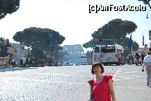 [P32] Z2: Via dei Fori Imperiali. » foto by gophren
 - 
<span class="allrVoted glyphicon glyphicon-heart hidden" id="av201976"></span>
<a class="m-l-10 hidden" id="sv201976" onclick="voting_Foto_DelVot(,201976,3406)" role="button">șterge vot <span class="glyphicon glyphicon-remove"></span></a>
<a id="v9201976" class=" c-red"  onclick="voting_Foto_SetVot(201976)" role="button"><span class="glyphicon glyphicon-heart-empty"></span> <b>LIKE</b> = Votează poza</a> <img class="hidden"  id="f201976W9" src="/imagini/loader.gif" border="0" /><span class="AjErrMes hidden" id="e201976ErM"></span>