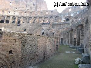 [P11] Colosseum » foto by vlado2
 - 
<span class="allrVoted glyphicon glyphicon-heart hidden" id="av481517"></span>
<a class="m-l-10 hidden" id="sv481517" onclick="voting_Foto_DelVot(,481517,3406)" role="button">șterge vot <span class="glyphicon glyphicon-remove"></span></a>
<a id="v9481517" class=" c-red"  onclick="voting_Foto_SetVot(481517)" role="button"><span class="glyphicon glyphicon-heart-empty"></span> <b>LIKE</b> = Votează poza</a> <img class="hidden"  id="f481517W9" src="/imagini/loader.gif" border="0" /><span class="AjErrMes hidden" id="e481517ErM"></span>