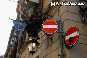 [P29] Între Via del Corso și Piazza di Spagna: pe aici a trecut Clet Abraham, francezul 'florentin'.  » foto by ariciu
 - 
<span class="allrVoted glyphicon glyphicon-heart hidden" id="av488100"></span>
<a class="m-l-10 hidden" id="sv488100" onclick="voting_Foto_DelVot(,488100,3406)" role="button">șterge vot <span class="glyphicon glyphicon-remove"></span></a>
<a id="v9488100" class=" c-red"  onclick="voting_Foto_SetVot(488100)" role="button"><span class="glyphicon glyphicon-heart-empty"></span> <b>LIKE</b> = Votează poza</a> <img class="hidden"  id="f488100W9" src="/imagini/loader.gif" border="0" /><span class="AjErrMes hidden" id="e488100ErM"></span>