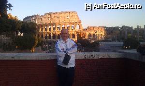 [P28] Colosseumul văzut de pe un deal deasupra Forumului Roman. Roma, Italia.  » foto by traian.leuca †
 - 
<span class="allrVoted glyphicon glyphicon-heart hidden" id="av411148"></span>
<a class="m-l-10 hidden" id="sv411148" onclick="voting_Foto_DelVot(,411148,3406)" role="button">șterge vot <span class="glyphicon glyphicon-remove"></span></a>
<a id="v9411148" class=" c-red"  onclick="voting_Foto_SetVot(411148)" role="button"><span class="glyphicon glyphicon-heart-empty"></span> <b>LIKE</b> = Votează poza</a> <img class="hidden"  id="f411148W9" src="/imagini/loader.gif" border="0" /><span class="AjErrMes hidden" id="e411148ErM"></span>