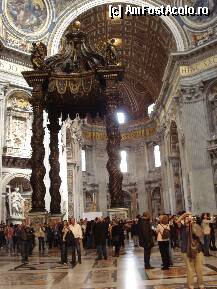 [P11] Baldacchino,opera lui Bernini » foto by Cristina67
 - 
<span class="allrVoted glyphicon glyphicon-heart hidden" id="av192157"></span>
<a class="m-l-10 hidden" id="sv192157" onclick="voting_Foto_DelVot(,192157,3406)" role="button">șterge vot <span class="glyphicon glyphicon-remove"></span></a>
<a id="v9192157" class=" c-red"  onclick="voting_Foto_SetVot(192157)" role="button"><span class="glyphicon glyphicon-heart-empty"></span> <b>LIKE</b> = Votează poza</a> <img class="hidden"  id="f192157W9" src="/imagini/loader.gif" border="0" /><span class="AjErrMes hidden" id="e192157ErM"></span>