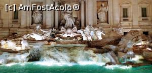 [P15] Fontana din Trevi.. seara. » foto by VasiuM
 - 
<span class="allrVoted glyphicon glyphicon-heart hidden" id="av1163791"></span>
<a class="m-l-10 hidden" id="sv1163791" onclick="voting_Foto_DelVot(,1163791,3406)" role="button">șterge vot <span class="glyphicon glyphicon-remove"></span></a>
<a id="v91163791" class=" c-red"  onclick="voting_Foto_SetVot(1163791)" role="button"><span class="glyphicon glyphicon-heart-empty"></span> <b>LIKE</b> = Votează poza</a> <img class="hidden"  id="f1163791W9" src="/imagini/loader.gif" border="0" /><span class="AjErrMes hidden" id="e1163791ErM"></span>