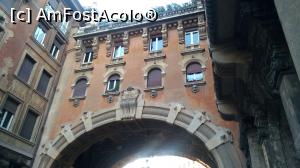 [P16] 8 Quartiere Coppedè, Via Dora, Arco tra i palazzi degli ambasciatori » foto by FlorinAndrei
 - 
<span class="allrVoted glyphicon glyphicon-heart hidden" id="av942553"></span>
<a class="m-l-10 hidden" id="sv942553" onclick="voting_Foto_DelVot(,942553,3406)" role="button">șterge vot <span class="glyphicon glyphicon-remove"></span></a>
<a id="v9942553" class=" c-red"  onclick="voting_Foto_SetVot(942553)" role="button"><span class="glyphicon glyphicon-heart-empty"></span> <b>LIKE</b> = Votează poza</a> <img class="hidden"  id="f942553W9" src="/imagini/loader.gif" border="0" /><span class="AjErrMes hidden" id="e942553ErM"></span>