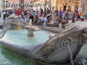 [P12] Fontana della Barcaccia » foto by Radu Tudoran
 - 
<span class="allrVoted glyphicon glyphicon-heart hidden" id="av714015"></span>
<a class="m-l-10 hidden" id="sv714015" onclick="voting_Foto_DelVot(,714015,3406)" role="button">șterge vot <span class="glyphicon glyphicon-remove"></span></a>
<a id="v9714015" class=" c-red"  onclick="voting_Foto_SetVot(714015)" role="button"><span class="glyphicon glyphicon-heart-empty"></span> <b>LIKE</b> = Votează poza</a> <img class="hidden"  id="f714015W9" src="/imagini/loader.gif" border="0" /><span class="AjErrMes hidden" id="e714015ErM"></span>