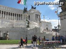 [P35] Piazza Venezia cu monumentul Vittorio Emmanuel (erou national) » foto by amalyca
 - 
<span class="allrVoted glyphicon glyphicon-heart hidden" id="av99008"></span>
<a class="m-l-10 hidden" id="sv99008" onclick="voting_Foto_DelVot(,99008,3406)" role="button">șterge vot <span class="glyphicon glyphicon-remove"></span></a>
<a id="v999008" class=" c-red"  onclick="voting_Foto_SetVot(99008)" role="button"><span class="glyphicon glyphicon-heart-empty"></span> <b>LIKE</b> = Votează poza</a> <img class="hidden"  id="f99008W9" src="/imagini/loader.gif" border="0" /><span class="AjErrMes hidden" id="e99008ErM"></span>