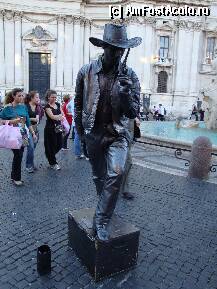 [P70] Roma,Piazza Navona - dânsul mimează o împușcătură,trecătorii mimează că aruncă un euro în cutie.... » foto by mariana.olaru
 - 
<span class="allrVoted glyphicon glyphicon-heart hidden" id="av207373"></span>
<a class="m-l-10 hidden" id="sv207373" onclick="voting_Foto_DelVot(,207373,3406)" role="button">șterge vot <span class="glyphicon glyphicon-remove"></span></a>
<a id="v9207373" class=" c-red"  onclick="voting_Foto_SetVot(207373)" role="button"><span class="glyphicon glyphicon-heart-empty"></span> <b>LIKE</b> = Votează poza</a> <img class="hidden"  id="f207373W9" src="/imagini/loader.gif" border="0" /><span class="AjErrMes hidden" id="e207373ErM"></span>