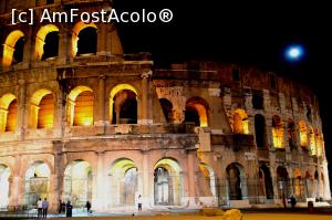 [P14] Colosseum pe timp de noapte!  » foto by Marius Sv
 - 
<span class="allrVoted glyphicon glyphicon-heart hidden" id="av991271"></span>
<a class="m-l-10 hidden" id="sv991271" onclick="voting_Foto_DelVot(,991271,3406)" role="button">șterge vot <span class="glyphicon glyphicon-remove"></span></a>
<a id="v9991271" class=" c-red"  onclick="voting_Foto_SetVot(991271)" role="button"><span class="glyphicon glyphicon-heart-empty"></span> <b>LIKE</b> = Votează poza</a> <img class="hidden"  id="f991271W9" src="/imagini/loader.gif" border="0" /><span class="AjErrMes hidden" id="e991271ErM"></span>