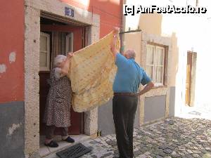 [P32] Oamenii nu au treaba cu turistii. Isi vad de ale lor.  » foto by bica adriana
 - 
<span class="allrVoted glyphicon glyphicon-heart hidden" id="av513546"></span>
<a class="m-l-10 hidden" id="sv513546" onclick="voting_Foto_DelVot(,513546,3414)" role="button">șterge vot <span class="glyphicon glyphicon-remove"></span></a>
<a id="v9513546" class=" c-red"  onclick="voting_Foto_SetVot(513546)" role="button"><span class="glyphicon glyphicon-heart-empty"></span> <b>LIKE</b> = Votează poza</a> <img class="hidden"  id="f513546W9" src="/imagini/loader.gif" border="0" /><span class="AjErrMes hidden" id="e513546ErM"></span>