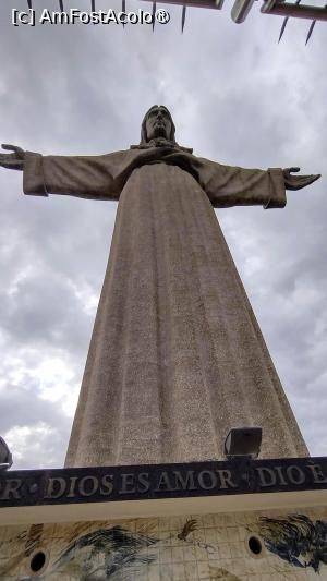 [P20] Statuia lui Hristos Regele. ,,Dumnezeu este iubire”. Formează o Cruce, cu brațele deschise către Lisabona, dând impresia că îmbrățișează orașul. » foto by ovidiuyepi
 - 
<span class="allrVoted glyphicon glyphicon-heart hidden" id="av1434720"></span>
<a class="m-l-10 hidden" id="sv1434720" onclick="voting_Foto_DelVot(,1434720,3414)" role="button">șterge vot <span class="glyphicon glyphicon-remove"></span></a>
<a id="v91434720" class=" c-red"  onclick="voting_Foto_SetVot(1434720)" role="button"><span class="glyphicon glyphicon-heart-empty"></span> <b>LIKE</b> = Votează poza</a> <img class="hidden"  id="f1434720W9" src="/imagini/loader.gif" border="0" /><span class="AjErrMes hidden" id="e1434720ErM"></span>