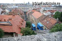 [P26] Vedere de pe Promenada Strossmayer spre Zagreb. Se văd şi cabinele albastre ale funicularului » foto by Costi
 - 
<span class="allrVoted glyphicon glyphicon-heart hidden" id="av134265"></span>
<a class="m-l-10 hidden" id="sv134265" onclick="voting_Foto_DelVot(,134265,3430)" role="button">șterge vot <span class="glyphicon glyphicon-remove"></span></a>
<a id="v9134265" class=" c-red"  onclick="voting_Foto_SetVot(134265)" role="button"><span class="glyphicon glyphicon-heart-empty"></span> <b>LIKE</b> = Votează poza</a> <img class="hidden"  id="f134265W9" src="/imagini/loader.gif" border="0" /><span class="AjErrMes hidden" id="e134265ErM"></span>