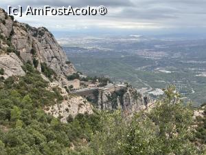 [P02] Vedere spre mânăstirea Montserrat » foto by AZE
 - 
<span class="allrVoted glyphicon glyphicon-heart hidden" id="av1549575"></span>
<a class="m-l-10 hidden" id="sv1549575" onclick="voting_Foto_DelVot(,1549575,3448)" role="button">șterge vot <span class="glyphicon glyphicon-remove"></span></a>
<a id="v91549575" class=" c-red"  onclick="voting_Foto_SetVot(1549575)" role="button"><span class="glyphicon glyphicon-heart-empty"></span> <b>LIKE</b> = Votează poza</a> <img class="hidden"  id="f1549575W9" src="/imagini/loader.gif" border="0" /><span class="AjErrMes hidden" id="e1549575ErM"></span>