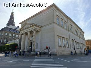 [P25] Copenhaga, Christiansborg Slotskirke - Biserica Palatului Christiansborg » foto by mprofeanu
 - 
<span class="allrVoted glyphicon glyphicon-heart hidden" id="av1506238"></span>
<a class="m-l-10 hidden" id="sv1506238" onclick="voting_Foto_DelVot(,1506238,3497)" role="button">șterge vot <span class="glyphicon glyphicon-remove"></span></a>
<a id="v91506238" class=" c-red"  onclick="voting_Foto_SetVot(1506238)" role="button"><span class="glyphicon glyphicon-heart-empty"></span> <b>LIKE</b> = Votează poza</a> <img class="hidden"  id="f1506238W9" src="/imagini/loader.gif" border="0" /><span class="AjErrMes hidden" id="e1506238ErM"></span>