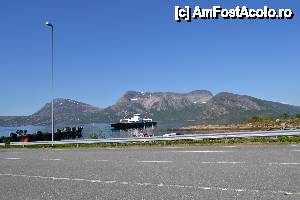 [P04] În așteptarea ferry-boat-ului la Bognes » foto by sigcristina
 - 
<span class="allrVoted glyphicon glyphicon-heart hidden" id="av440825"></span>
<a class="m-l-10 hidden" id="sv440825" onclick="voting_Foto_DelVot(,440825,3499)" role="button">șterge vot <span class="glyphicon glyphicon-remove"></span></a>
<a id="v9440825" class=" c-red"  onclick="voting_Foto_SetVot(440825)" role="button"><span class="glyphicon glyphicon-heart-empty"></span> <b>LIKE</b> = Votează poza</a> <img class="hidden"  id="f440825W9" src="/imagini/loader.gif" border="0" /><span class="AjErrMes hidden" id="e440825ErM"></span>