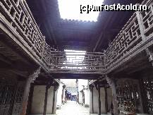 [P67] resedinta lui Mao Dun » foto by Marian Preda
 - 
<span class="allrVoted glyphicon glyphicon-heart hidden" id="av351086"></span>
<a class="m-l-10 hidden" id="sv351086" onclick="voting_Foto_DelVot(,351086,3501)" role="button">șterge vot <span class="glyphicon glyphicon-remove"></span></a>
<a id="v9351086" class=" c-red"  onclick="voting_Foto_SetVot(351086)" role="button"><span class="glyphicon glyphicon-heart-empty"></span> <b>LIKE</b> = Votează poza</a> <img class="hidden"  id="f351086W9" src="/imagini/loader.gif" border="0" /><span class="AjErrMes hidden" id="e351086ErM"></span>