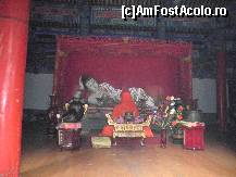 [P09] muzeul templului,adaposteste pe Buddha de portelan,fiind o copie a celui din India » foto by grecudoina
 - 
<span class="allrVoted glyphicon glyphicon-heart hidden" id="av309147"></span>
<a class="m-l-10 hidden" id="sv309147" onclick="voting_Foto_DelVot(,309147,3501)" role="button">șterge vot <span class="glyphicon glyphicon-remove"></span></a>
<a id="v9309147" class=" c-red"  onclick="voting_Foto_SetVot(309147)" role="button"><span class="glyphicon glyphicon-heart-empty"></span> <b>LIKE</b> = Votează poza</a> <img class="hidden"  id="f309147W9" src="/imagini/loader.gif" border="0" /><span class="AjErrMes hidden" id="e309147ErM"></span>