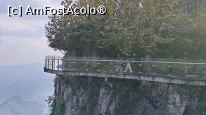 [P03] Eu pe podul de sticla » foto by elenaadina
 - 
<span class="allrVoted glyphicon glyphicon-heart hidden" id="av1505603"></span>
<a class="m-l-10 hidden" id="sv1505603" onclick="voting_Foto_DelVot(,1505603,3501)" role="button">șterge vot <span class="glyphicon glyphicon-remove"></span></a>
<a id="v91505603" class=" c-red"  onclick="voting_Foto_SetVot(1505603)" role="button"><span class="glyphicon glyphicon-heart-empty"></span> <b>LIKE</b> = Votează poza</a> <img class="hidden"  id="f1505603W9" src="/imagini/loader.gif" border="0" /><span class="AjErrMes hidden" id="e1505603ErM"></span>