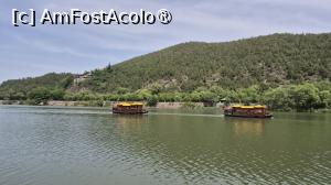 [P02] Pe ambele maluri ale raului Yi, intre muntii Longmen si Xiangshan, grotele Longmen sunt una dintre cele mai valoroase ansambluri de sculpturi in piatra din lume, constand in peste 2000 de grote, cu peste 100000 de statui ale lui Budha sculptate. » foto by geani anto
 - 
<span class="allrVoted glyphicon glyphicon-heart hidden" id="av1492509"></span>
<a class="m-l-10 hidden" id="sv1492509" onclick="voting_Foto_DelVot(,1492509,3501)" role="button">șterge vot <span class="glyphicon glyphicon-remove"></span></a>
<a id="v91492509" class=" c-red"  onclick="voting_Foto_SetVot(1492509)" role="button"><span class="glyphicon glyphicon-heart-empty"></span> <b>LIKE</b> = Votează poza</a> <img class="hidden"  id="f1492509W9" src="/imagini/loader.gif" border="0" /><span class="AjErrMes hidden" id="e1492509ErM"></span>