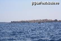 [P06] insula Ortigia vazuta de pe mare » foto by danieltanase*
 - 
<span class="allrVoted glyphicon glyphicon-heart hidden" id="av461524"></span>
<a class="m-l-10 hidden" id="sv461524" onclick="voting_Foto_DelVot(,461524,3509)" role="button">șterge vot <span class="glyphicon glyphicon-remove"></span></a>
<a id="v9461524" class=" c-red"  onclick="voting_Foto_SetVot(461524)" role="button"><span class="glyphicon glyphicon-heart-empty"></span> <b>LIKE</b> = Votează poza</a> <img class="hidden"  id="f461524W9" src="/imagini/loader.gif" border="0" /><span class="AjErrMes hidden" id="e461524ErM"></span>