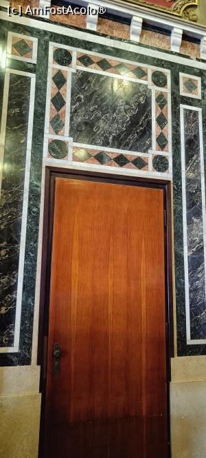 [P11] Uși laterale și panouri de marmură neagră. » foto by tata123 🔱
 - 
<span class="allrVoted glyphicon glyphicon-heart hidden" id="av1532865"></span>
<a class="m-l-10 hidden" id="sv1532865" onclick="voting_Foto_DelVot(,1532865,3511)" role="button">șterge vot <span class="glyphicon glyphicon-remove"></span></a>
<a id="v91532865" class=" c-red"  onclick="voting_Foto_SetVot(1532865)" role="button"><span class="glyphicon glyphicon-heart-empty"></span> <b>LIKE</b> = Votează poza</a> <img class="hidden"  id="f1532865W9" src="/imagini/loader.gif" border="0" /><span class="AjErrMes hidden" id="e1532865ErM"></span>