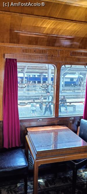 [P20] Trenul Regal - interior. » foto by tata123 🔱
 - 
<span class="allrVoted glyphicon glyphicon-heart hidden" id="av1532874"></span>
<a class="m-l-10 hidden" id="sv1532874" onclick="voting_Foto_DelVot(,1532874,3511)" role="button">șterge vot <span class="glyphicon glyphicon-remove"></span></a>
<a id="v91532874" class=" c-red"  onclick="voting_Foto_SetVot(1532874)" role="button"><span class="glyphicon glyphicon-heart-empty"></span> <b>LIKE</b> = Votează poza</a> <img class="hidden"  id="f1532874W9" src="/imagini/loader.gif" border="0" /><span class="AjErrMes hidden" id="e1532874ErM"></span>