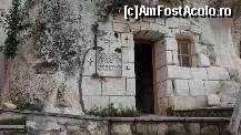 [P18] Mânăstirea Sf. Dumitru Basarbov - intrarea la cripta călugărului Hrisant. Inscripţia din piatră e o rugăciune a sa: 'Isuse Cristoase, Doamne, ocroteşte-mă cu puterea de viaţă dătătoarei Tale cruci şi mă apără de tot răul. Călugărul Hrisant, 19.04.1938' » foto by Dragoș_MD
 - 
<span class="allrVoted glyphicon glyphicon-heart hidden" id="av351448"></span>
<a class="m-l-10 hidden" id="sv351448" onclick="voting_Foto_DelVot(,351448,3525)" role="button">șterge vot <span class="glyphicon glyphicon-remove"></span></a>
<a id="v9351448" class=" c-red"  onclick="voting_Foto_SetVot(351448)" role="button"><span class="glyphicon glyphicon-heart-empty"></span> <b>LIKE</b> = Votează poza</a> <img class="hidden"  id="f351448W9" src="/imagini/loader.gif" border="0" /><span class="AjErrMes hidden" id="e351448ErM"></span>