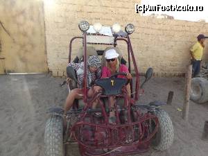 [P20] iar cu buggy prin deșert » foto by robert
 - 
<span class="allrVoted glyphicon glyphicon-heart hidden" id="av604966"></span>
<a class="m-l-10 hidden" id="sv604966" onclick="voting_Foto_DelVot(,604966,3529)" role="button">șterge vot <span class="glyphicon glyphicon-remove"></span></a>
<a id="v9604966" class=" c-red"  onclick="voting_Foto_SetVot(604966)" role="button"><span class="glyphicon glyphicon-heart-empty"></span> <b>LIKE</b> = Votează poza</a> <img class="hidden"  id="f604966W9" src="/imagini/loader.gif" border="0" /><span class="AjErrMes hidden" id="e604966ErM"></span>