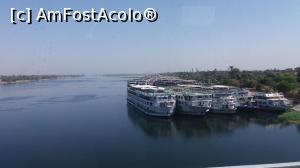 [P02] de pe podul de peste Nil - vaporasele de croaziera » foto by elenaadina
 - 
<span class="allrVoted glyphicon glyphicon-heart hidden" id="av940307"></span>
<a class="m-l-10 hidden" id="sv940307" onclick="voting_Foto_DelVot(,940307,3529)" role="button">șterge vot <span class="glyphicon glyphicon-remove"></span></a>
<a id="v9940307" class=" c-red"  onclick="voting_Foto_SetVot(940307)" role="button"><span class="glyphicon glyphicon-heart-empty"></span> <b>LIKE</b> = Votează poza</a> <img class="hidden"  id="f940307W9" src="/imagini/loader.gif" border="0" /><span class="AjErrMes hidden" id="e940307ErM"></span>