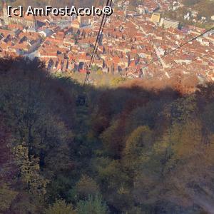 [P13] Brasov- in telecabina, privind cum se pierd telecabinele in coloritul toamnei » foto by mishu
 - 
<span class="allrVoted glyphicon glyphicon-heart hidden" id="av1281728"></span>
<a class="m-l-10 hidden" id="sv1281728" onclick="voting_Foto_DelVot(,1281728,3615)" role="button">șterge vot <span class="glyphicon glyphicon-remove"></span></a>
<a id="v91281728" class=" c-red"  onclick="voting_Foto_SetVot(1281728)" role="button"><span class="glyphicon glyphicon-heart-empty"></span> <b>LIKE</b> = Votează poza</a> <img class="hidden"  id="f1281728W9" src="/imagini/loader.gif" border="0" /><span class="AjErrMes hidden" id="e1281728ErM"></span>