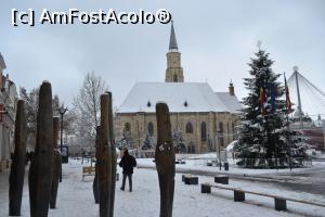 [P08] Biserica Sf. Mihail catolică și Piața Unirii » foto by AZE
 - 
<span class="allrVoted glyphicon glyphicon-heart hidden" id="av940775"></span>
<a class="m-l-10 hidden" id="sv940775" onclick="voting_Foto_DelVot(,940775,3623)" role="button">șterge vot <span class="glyphicon glyphicon-remove"></span></a>
<a id="v9940775" class=" c-red"  onclick="voting_Foto_SetVot(940775)" role="button"><span class="glyphicon glyphicon-heart-empty"></span> <b>LIKE</b> = Votează poza</a> <img class="hidden"  id="f940775W9" src="/imagini/loader.gif" border="0" /><span class="AjErrMes hidden" id="e940775ErM"></span>