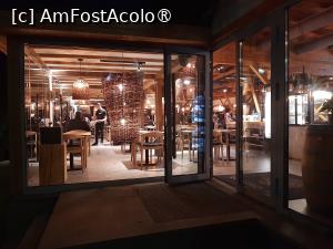 [P56] In interiorul restaurantului Gastro Lab » foto by roxxie
 - 
<span class="allrVoted glyphicon glyphicon-heart hidden" id="av1531870"></span>
<a class="m-l-10 hidden" id="sv1531870" onclick="voting_Foto_DelVot(,1531870,3635)" role="button">șterge vot <span class="glyphicon glyphicon-remove"></span></a>
<a id="v91531870" class=" c-red"  onclick="voting_Foto_SetVot(1531870)" role="button"><span class="glyphicon glyphicon-heart-empty"></span> <b>LIKE</b> = Votează poza</a> <img class="hidden"  id="f1531870W9" src="/imagini/loader.gif" border="0" /><span class="AjErrMes hidden" id="e1531870ErM"></span>