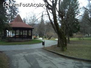 [P13] Prin Sinaia - Parcul Dimitrie Ghica » foto by mishu
 - 
<span class="allrVoted glyphicon glyphicon-heart hidden" id="av733206"></span>
<a class="m-l-10 hidden" id="sv733206" onclick="voting_Foto_DelVot(,733206,3677)" role="button">șterge vot <span class="glyphicon glyphicon-remove"></span></a>
<a id="v9733206" class=" c-red"  onclick="voting_Foto_SetVot(733206)" role="button"><span class="glyphicon glyphicon-heart-empty"></span> <b>LIKE</b> = Votează poza</a> <img class="hidden"  id="f733206W9" src="/imagini/loader.gif" border="0" /><span class="AjErrMes hidden" id="e733206ErM"></span>