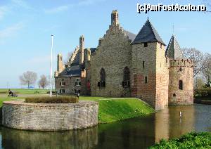 P20 [APR-2015] Medemblik. Castelul Radboud a reintrat in posesia statului olandez in 1889. A servit drept tribunal pana in 1934. A fost restaurat in concordanta cu aspectul sau original intre 1964-65. 