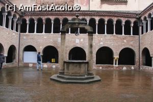 [P49] Bologna, Basilica Santuario Santo Stefano, Il Chiostro medievale- Mănăstirea medievală și Claustrul pe două nivele » foto by mprofeanu
 - 
<span class="allrVoted glyphicon glyphicon-heart hidden" id="av1351970"></span>
<a class="m-l-10 hidden" id="sv1351970" onclick="voting_Foto_DelVot(,1351970,3721)" role="button">șterge vot <span class="glyphicon glyphicon-remove"></span></a>
<a id="v91351970" class=" c-red"  onclick="voting_Foto_SetVot(1351970)" role="button"><span class="glyphicon glyphicon-heart-empty"></span> <b>LIKE</b> = Votează poza</a> <img class="hidden"  id="f1351970W9" src="/imagini/loader.gif" border="0" /><span class="AjErrMes hidden" id="e1351970ErM"></span>