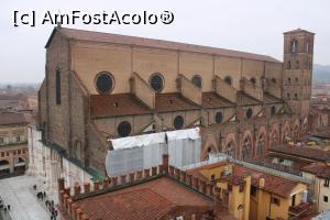 [P54] Bologna, Basilica di San Petronio văzută în grandoarea ei din Torre dell'Orologio, se văd jos cele 11 capele de pe o parte ale ei » foto by mprofeanu
 - 
<span class="allrVoted glyphicon glyphicon-heart hidden" id="av1351975"></span>
<a class="m-l-10 hidden" id="sv1351975" onclick="voting_Foto_DelVot(,1351975,3721)" role="button">șterge vot <span class="glyphicon glyphicon-remove"></span></a>
<a id="v91351975" class=" c-red"  onclick="voting_Foto_SetVot(1351975)" role="button"><span class="glyphicon glyphicon-heart-empty"></span> <b>LIKE</b> = Votează poza</a> <img class="hidden"  id="f1351975W9" src="/imagini/loader.gif" border="0" /><span class="AjErrMes hidden" id="e1351975ErM"></span>