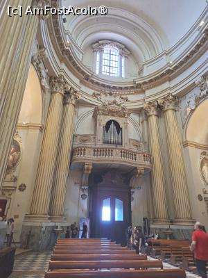 [P54] Santuario della Madonna di San Luca » foto by Carmen Ion
 - 
<span class="allrVoted glyphicon glyphicon-heart hidden" id="av1539042"></span>
<a class="m-l-10 hidden" id="sv1539042" onclick="voting_Foto_DelVot(,1539042,3721)" role="button">șterge vot <span class="glyphicon glyphicon-remove"></span></a>
<a id="v91539042" class=" c-red"  onclick="voting_Foto_SetVot(1539042)" role="button"><span class="glyphicon glyphicon-heart-empty"></span> <b>LIKE</b> = Votează poza</a> <img class="hidden"  id="f1539042W9" src="/imagini/loader.gif" border="0" /><span class="AjErrMes hidden" id="e1539042ErM"></span>
