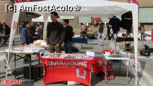 [P46] De 1 Mai, în Piazza Maggiore din Bologna au ieșit activiștii politici. Chiar și comuniștii și anarhiștii. » foto by Costi
 - 
<span class="allrVoted glyphicon glyphicon-heart hidden" id="av737716"></span>
<a class="m-l-10 hidden" id="sv737716" onclick="voting_Foto_DelVot(,737716,3721)" role="button">șterge vot <span class="glyphicon glyphicon-remove"></span></a>
<a id="v9737716" class=" c-red"  onclick="voting_Foto_SetVot(737716)" role="button"><span class="glyphicon glyphicon-heart-empty"></span> <b>LIKE</b> = Votează poza</a> <img class="hidden"  id="f737716W9" src="/imagini/loader.gif" border="0" /><span class="AjErrMes hidden" id="e737716ErM"></span>