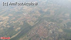 [P09] Localitățile Cento (dreapta) și Pieve di Cento (stânga), despărțite de râul Arno. Localitățile se află la vreo 20 km nord de Bologna.  » foto by Costi
 - 
<span class="allrVoted glyphicon glyphicon-heart hidden" id="av737679"></span>
<a class="m-l-10 hidden" id="sv737679" onclick="voting_Foto_DelVot(,737679,3721)" role="button">șterge vot <span class="glyphicon glyphicon-remove"></span></a>
<a id="v9737679" class=" c-red"  onclick="voting_Foto_SetVot(737679)" role="button"><span class="glyphicon glyphicon-heart-empty"></span> <b>LIKE</b> = Votează poza</a> <img class="hidden"  id="f737679W9" src="/imagini/loader.gif" border="0" /><span class="AjErrMes hidden" id="e737679ErM"></span>