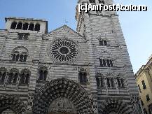 [P13] Cea mai mare catedrala din Genova Construita in perioada renasteri.Piateta fiind foarte ingusta nu am putut sa il iau ca pe un intreg. » foto by iman
 - 
<span class="allrVoted glyphicon glyphicon-heart hidden" id="av147348"></span>
<a class="m-l-10 hidden" id="sv147348" onclick="voting_Foto_DelVot(,147348,3723)" role="button">șterge vot <span class="glyphicon glyphicon-remove"></span></a>
<a id="v9147348" class=" c-red"  onclick="voting_Foto_SetVot(147348)" role="button"><span class="glyphicon glyphicon-heart-empty"></span> <b>LIKE</b> = Votează poza</a> <img class="hidden"  id="f147348W9" src="/imagini/loader.gif" border="0" /><span class="AjErrMes hidden" id="e147348ErM"></span>