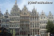 [P11] Cladirile reprezentand casele gildelor sau ale breslelor din Piata Mare, Anvers » foto by ileanaxperta*
 - 
<span class="allrVoted glyphicon glyphicon-heart hidden" id="av167033"></span>
<a class="m-l-10 hidden" id="sv167033" onclick="voting_Foto_DelVot(,167033,3747)" role="button">șterge vot <span class="glyphicon glyphicon-remove"></span></a>
<a id="v9167033" class=" c-red"  onclick="voting_Foto_SetVot(167033)" role="button"><span class="glyphicon glyphicon-heart-empty"></span> <b>LIKE</b> = Votează poza</a> <img class="hidden"  id="f167033W9" src="/imagini/loader.gif" border="0" /><span class="AjErrMes hidden" id="e167033ErM"></span>